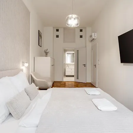 Astra Lux Bp Apartment Budapest Exterior photo
