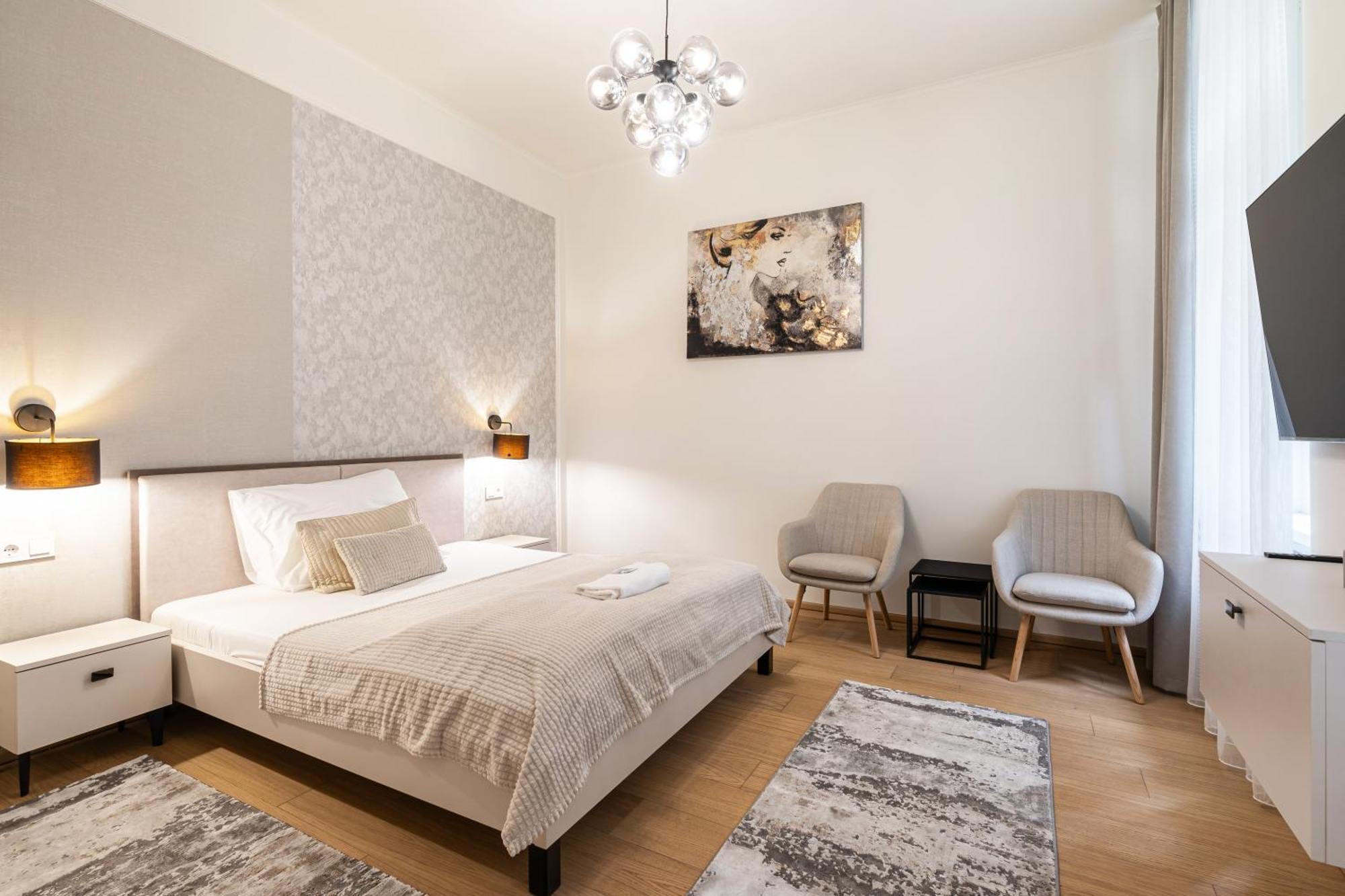 Astra Lux Bp Appartement
